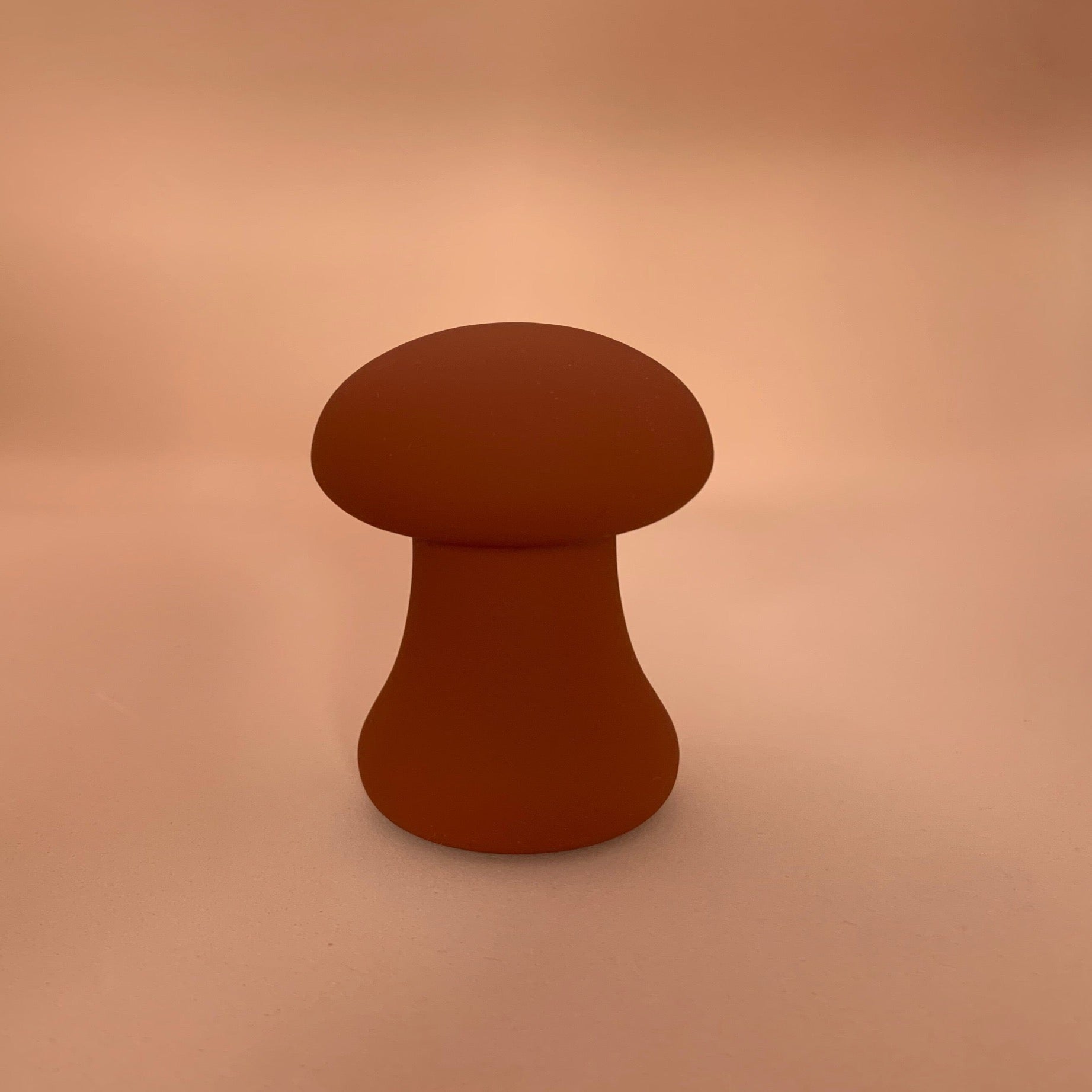 mushroom shaped standing clitoral mini vibrator in colour Burgundy 